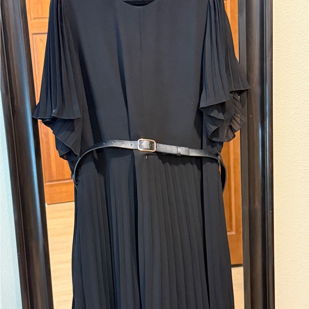 City Chic Black Pleated Long Sleeve Dress
